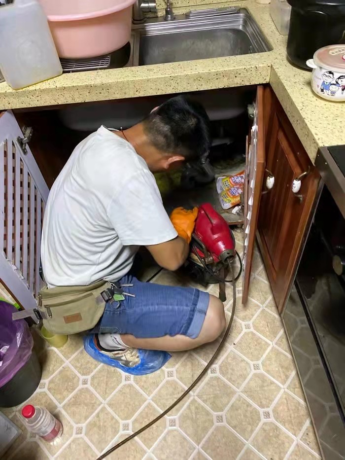 八所镇通下水道