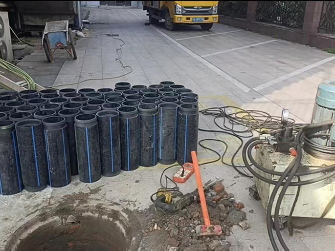 八所镇PE置换管厂家 DN315置换管 非开挖管短管置换